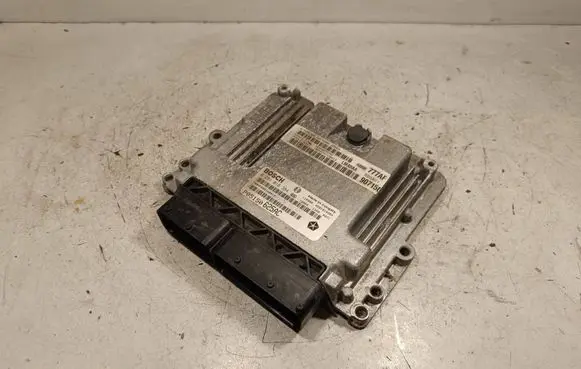 Lancia Thema Engine control unit/module P05150625AC