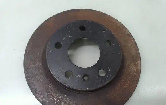 Opel Zafira A Rear brake disc 