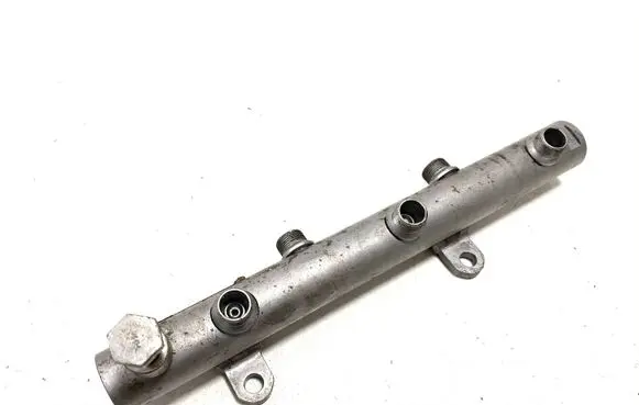 Audi A6 S6 C6 4F Fuel main line pipe 059130090AF 059130090