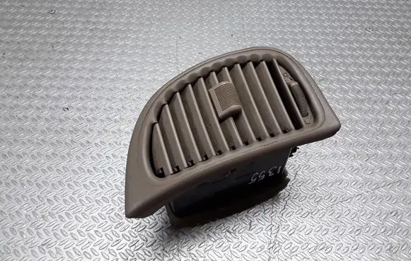 Ford Explorer Dashboard side air vent grill/cover trim