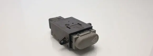 Renault Scenic I ESP (stability program) switch 8200024492