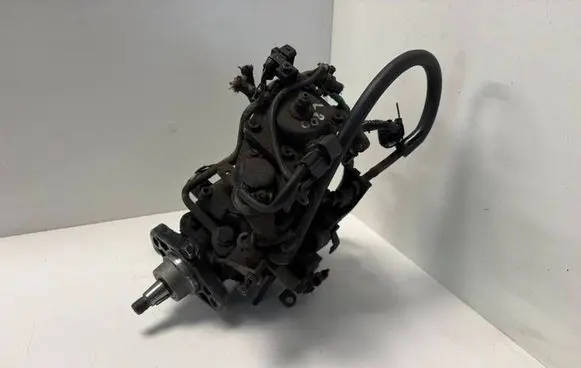Mitsubishi L200 Fuel injection high pressure pump 1047458691 1046458690