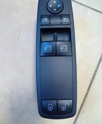 Mercedes-Benz B W245 Electric window control switch 1698206410 NE69506