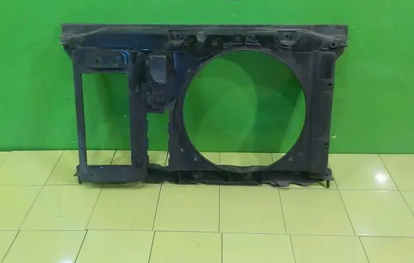 Peugeot 5008 Radiator support slam panel 965918980