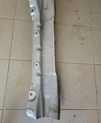 Exhaust heat shield