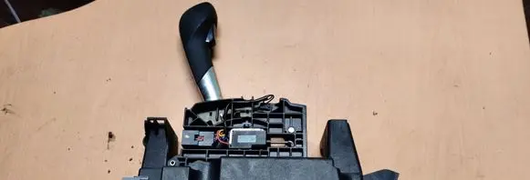 GMC Terrain Gear selector 164176366B
