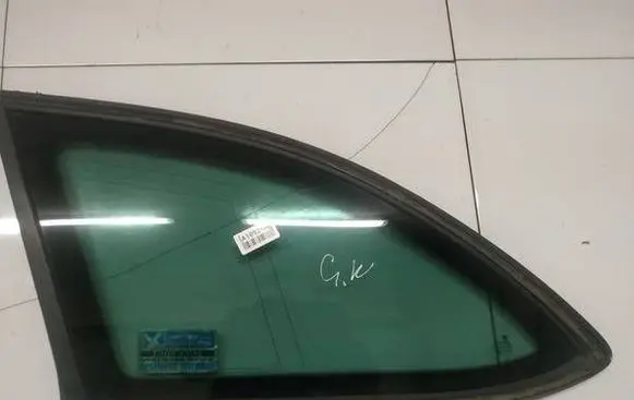 Skoda Superb B6 (3T) Rear side window as2