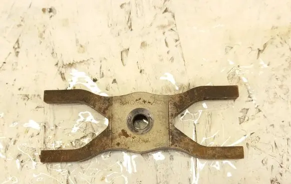 Fuel Injector clamp holder
