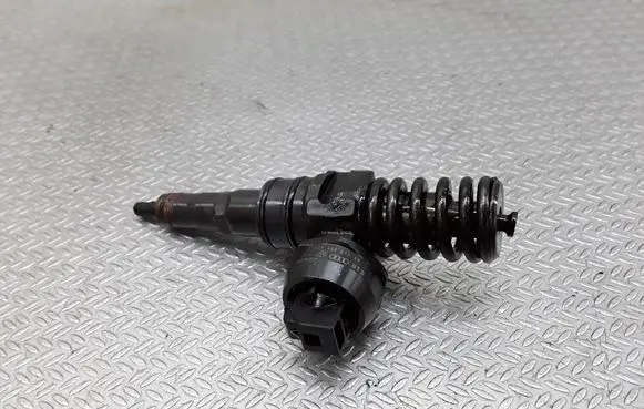 Ford Galaxy Fuel injector 038130073AK