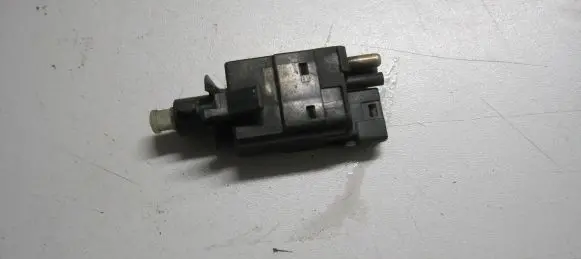 Mercedes-Benz E W210 Brake pedal sensor switch 0015450109