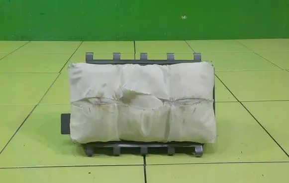 Toyota Prius (XW20) Passenger airbag 