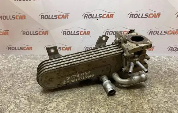 Skoda Octavia Mk2 (1Z) EGR valve cooler 038131063E 233616076 038131513AD