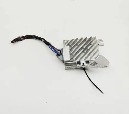 BMW 5 G30 G31 G38 Sound amplifier 5A38AB8