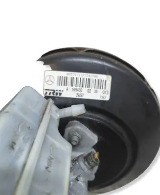 Mercedes-Benz B W245 Brake booster A1694300230 0057071727342300 A1694300202