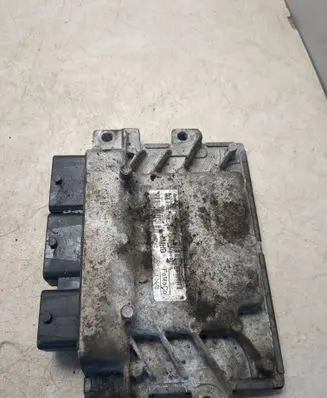 Ford Focus Engine control unit/module ECU BV6112A650BD S180127006C
