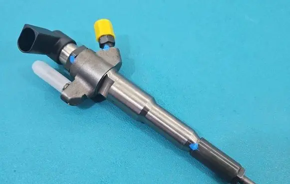 Renault Master III Fuel injector 166000372R IMPRK1522623
