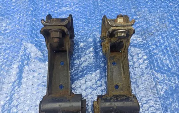 Mercedes-Benz ML W163 Sway bar bush bracket, front GZC