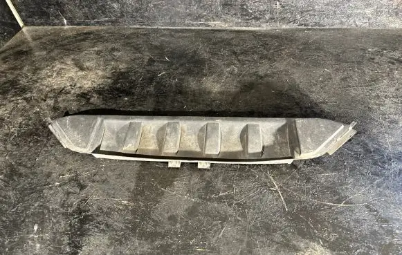 Audi Q7 4L Radiator trim 4l0121285