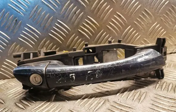 Mercedes-Benz CLS C219 Front door exterior handle
