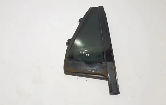 Rear vent window glass