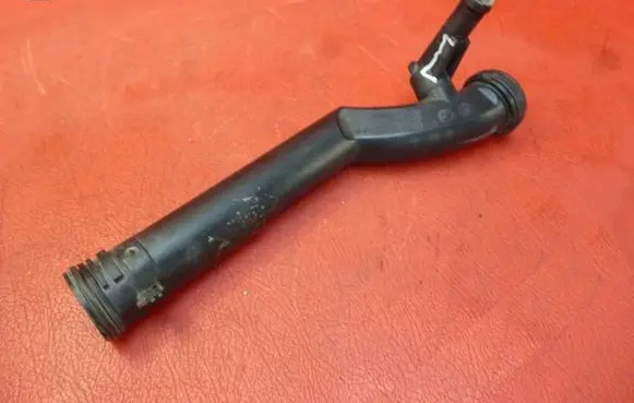 Volkswagen Polo Engine coolant pipe/hose 03D121026F