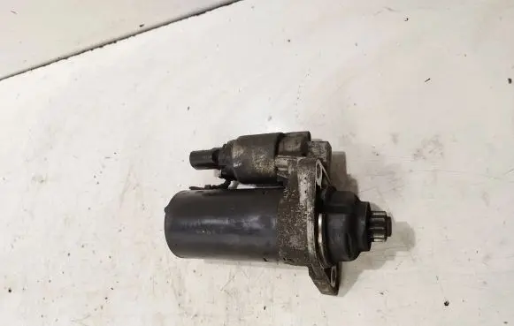 Volkswagen PASSAT B6 Starter motor