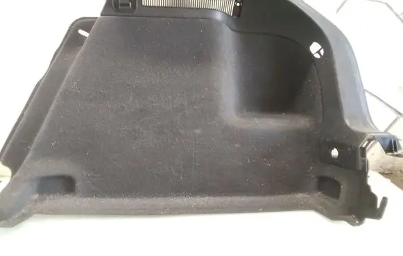 Audi A3 S3 8P Trunk/boot lower side trim panel 