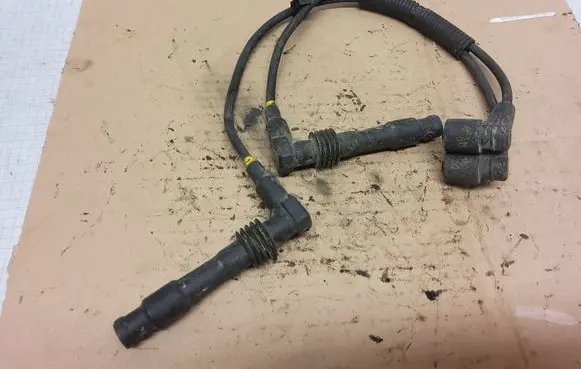 Opel Tigra A Plug wire 