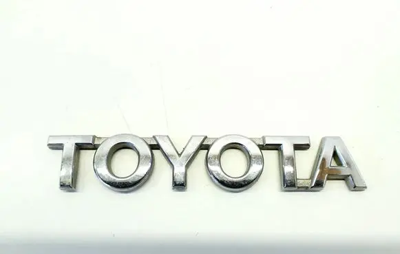 Toyota Auris E180 Manufacturer badge logo/emblem 