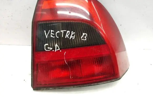Opel Vectra B Rear/tail lights 62145