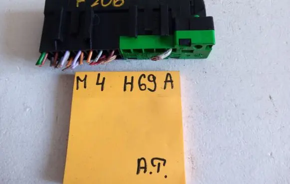 Peugeot 206 Fuse box set 1212123