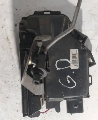 Audi A6 S6 C5 4B Rear door lock 4B0839016G