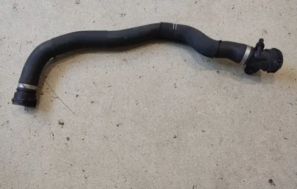 BMW 4 F36 Gran coupe Engine coolant pipe/hose 8514050