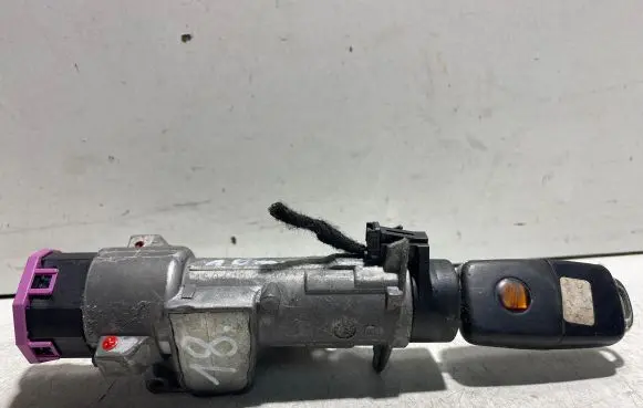 Seat Ibiza III (6L) Ignition lock 4B0905851C