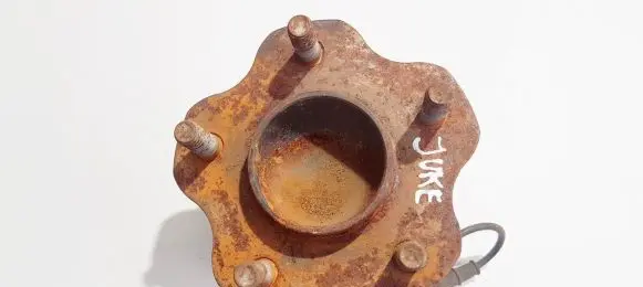 Nissan Juke I F15 Rear wheel hub