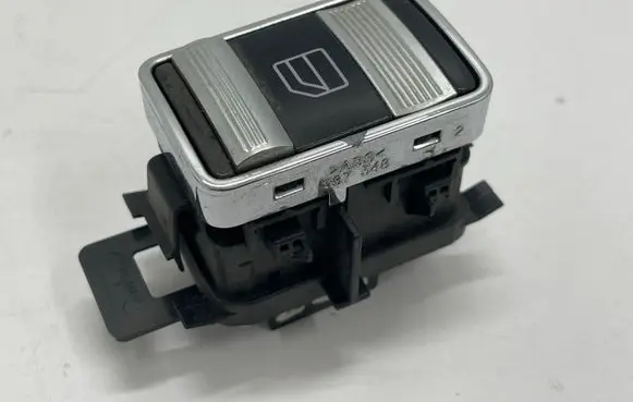 Mercedes-Benz S W221 Electric window control switch A2218201710