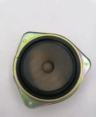 Subaru Impreza II Front door speaker
