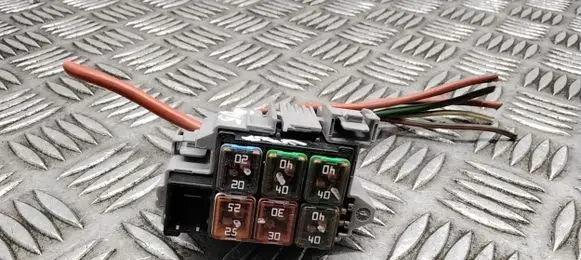 Volvo V70 Fuse module
