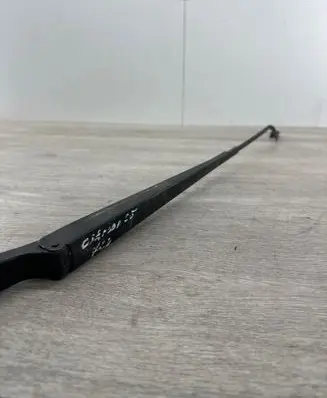 Citroen C5 Front wiper blade arm 071956