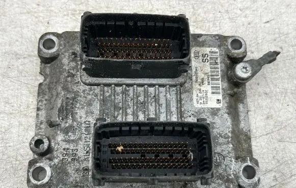 Opel Corsa D Engine control unit/module 0261208253 55352622 1039S07342