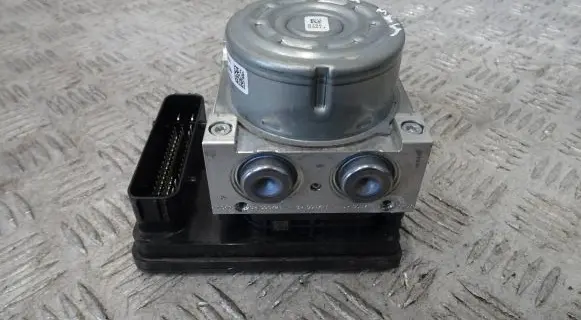 Ford Focus ABS Pump NX61-2B373-CA