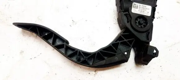 Audi A8 S8 D4 4H Accelerator throttle pedal 8K1723523A 6PV00950521