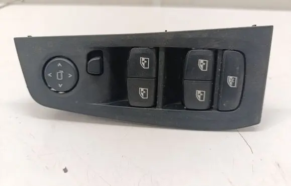 BMW 2 F44 Electric window control switch 7950754