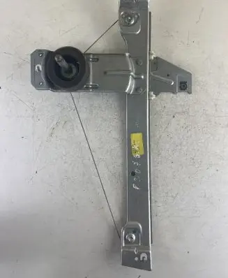Peugeot 207 Rear door manual window regulator 9650768730F06