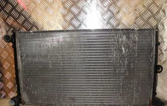 Ford Galaxy Coolant radiator 7M3121253G