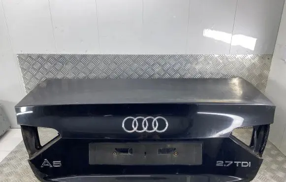 Audi A5 8T 8F Tailgate/trunk/boot lid