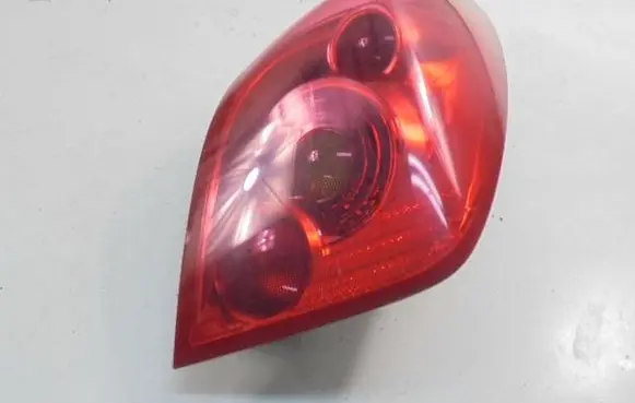 Nissan Primera Rear/tail lights