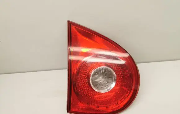 Volkswagen Golf V Tailgate rear/tail lights 1K6945093F