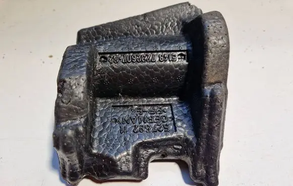 Other engine bay part