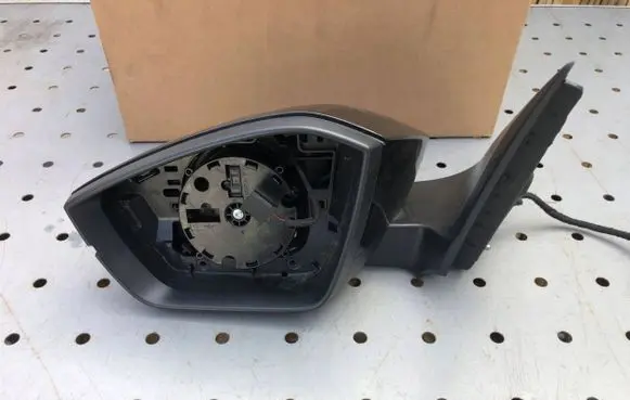 Skoda Scala Front door electric wing mirror 657857407 28HEAA28131381